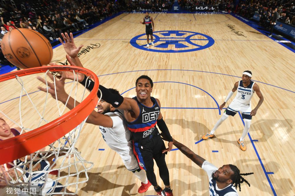 巴黎坐拥内 巴黎坐拥内