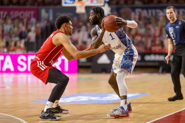 高压逼抢 高压逼抢